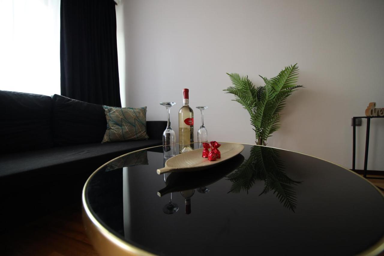 Bronco Apartments ワルシャワ エクステリア 写真